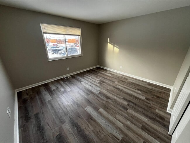 Photo - 4669 Hilton Ave Unit A