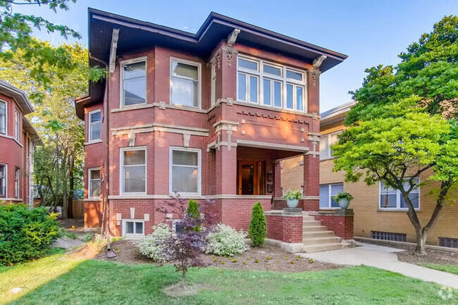 Building Photo - 338 S Oak Park Ave Rental