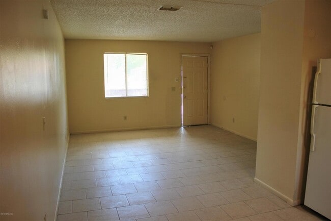 Photo - 5147 Westchase Ct Apartamento Unidad 2