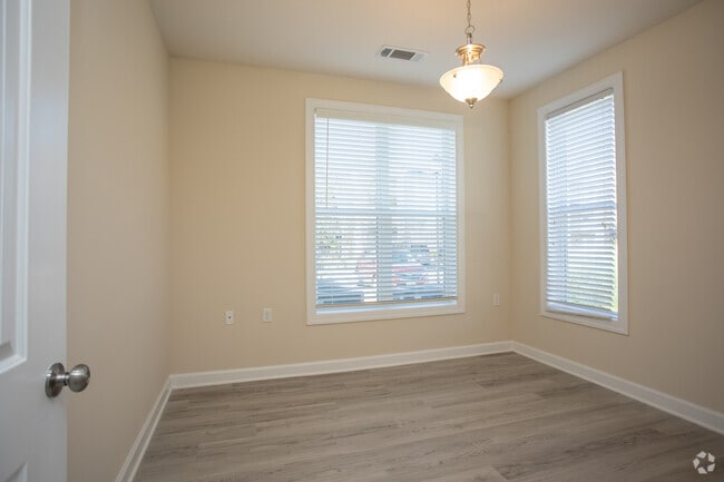 1BR, 1BA - The Fairfield - 840SF - Bedroom - Rosewood at Clemson