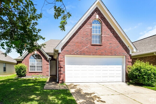 Building Photo - 8236 Clubview Dr Rental