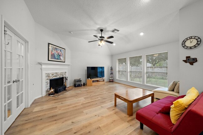 Photo - 4910 Bellmead Dr