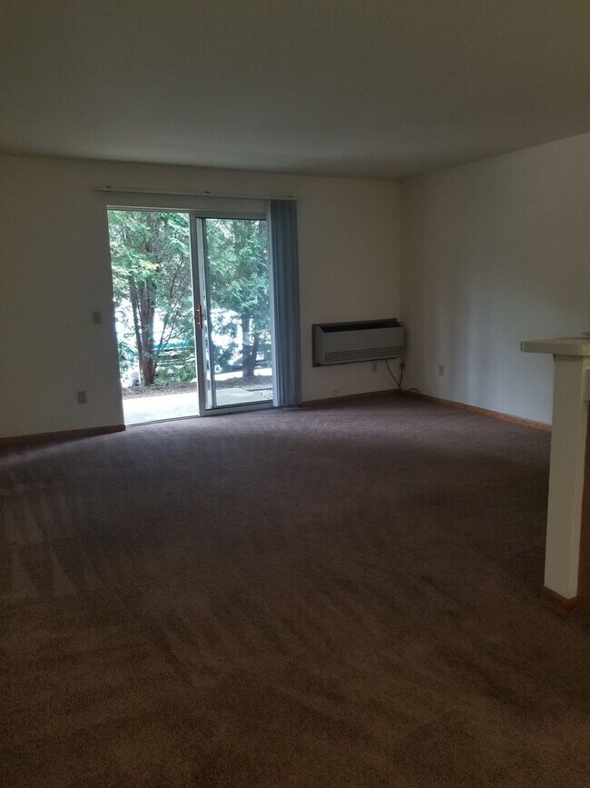 Photo - Cozy Studio Apartment Unit 1617-204