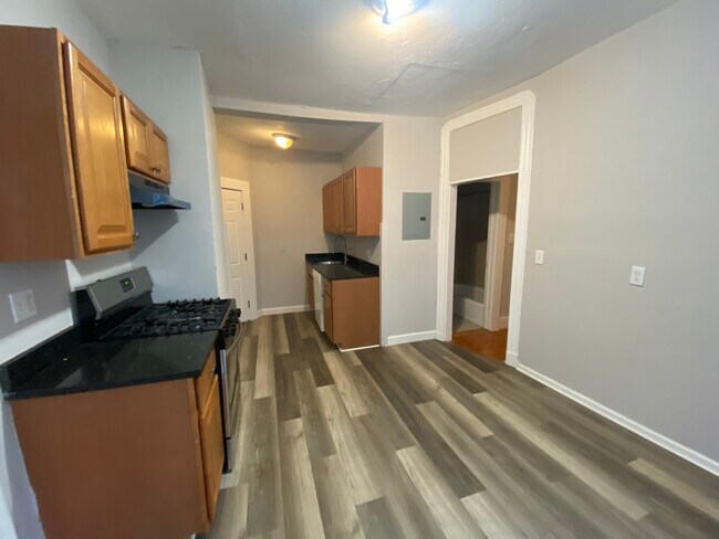 Photo - 98 Woodledge St Unidad 3L