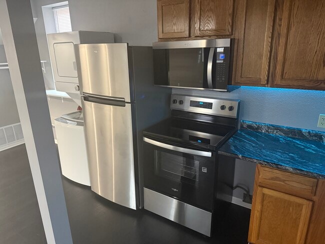 Photo - 524 E Grand Ave Unit 2