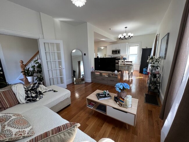 Photo - 20 Bradstreet Ave