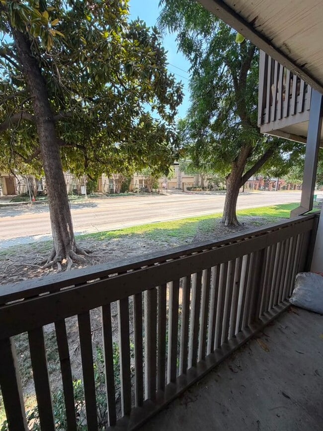 Photo - 4837 Cedar Springs Rd