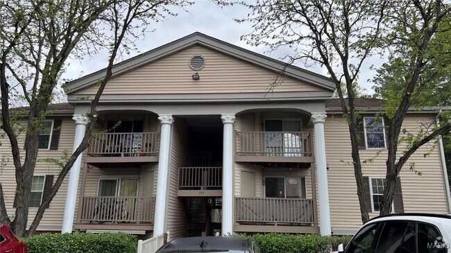 Building Photo - 717 Ridgeside Dr Unit L Rental