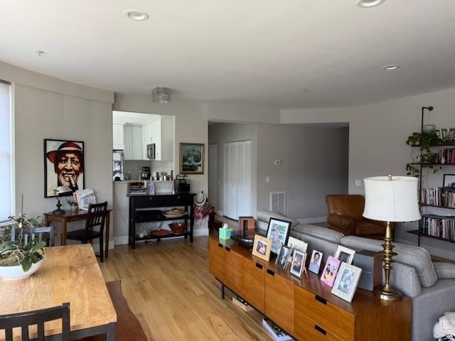 Photo - 400 9th St Unit W5E