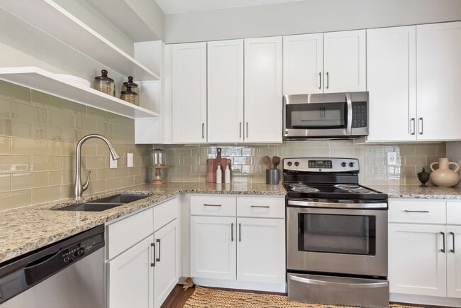 Photo - Cortland on Cherry Creek