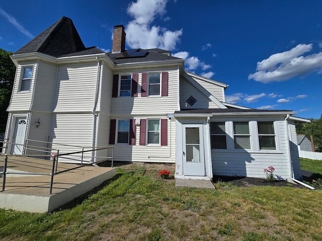 Photo - 239 Pleasant St Unidad 1