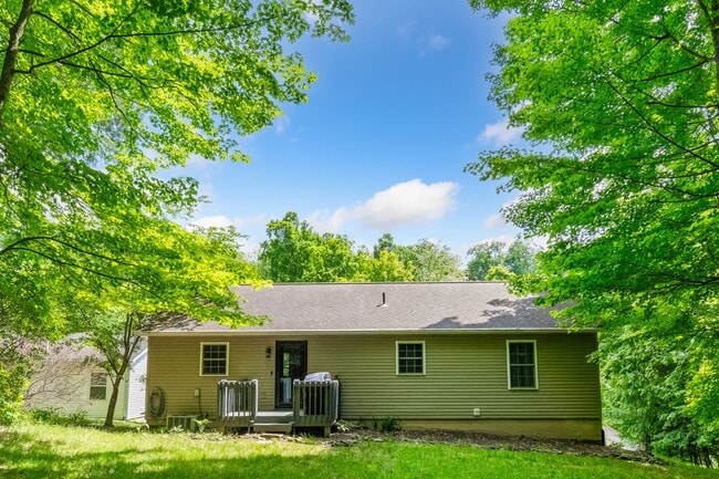 Photo - 444 Grand Ridge Dr