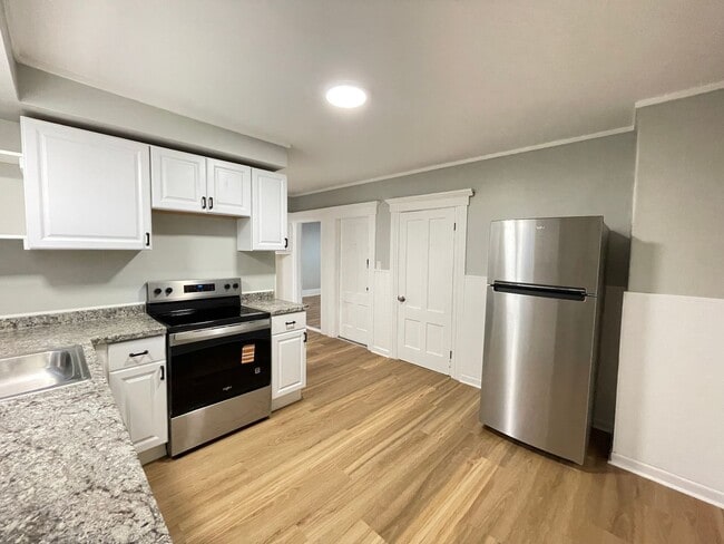 Photo - 43 Ashland St Unit 1