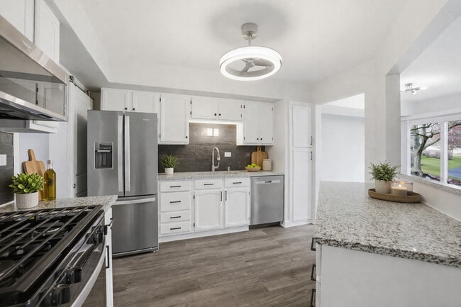 Photo - 1941 Quaker Hollow Ln