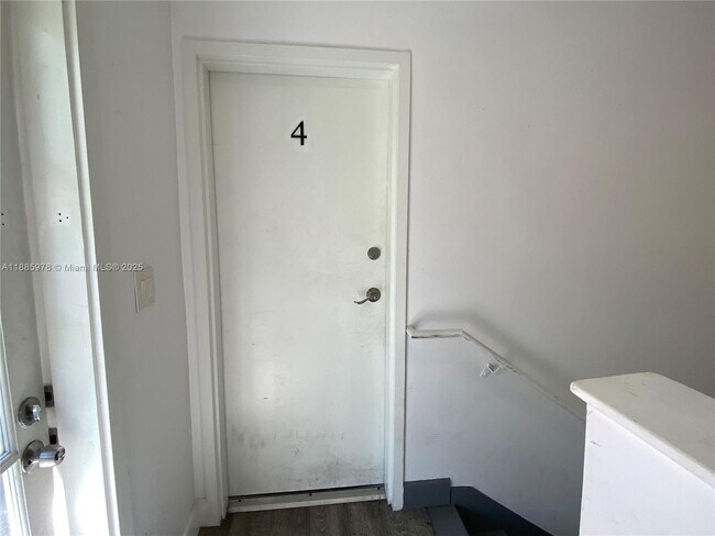 Photo - 9025 Harding Ave Unit 4