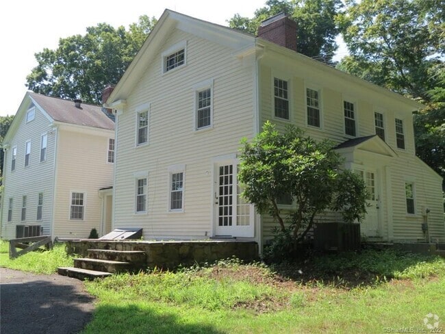 Building Photo - 57 Castle Meadow Rd Rental