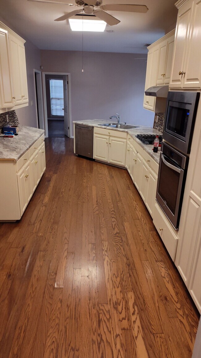 Photo - 3509 Heatherbrooke Ct