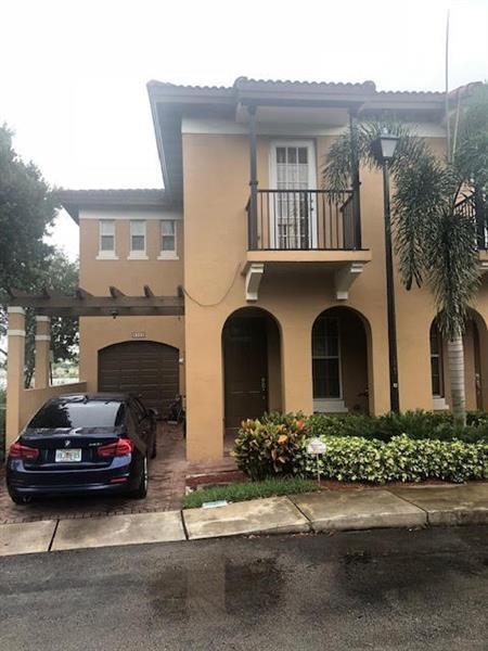 Photo - 6903 Julia Gardens Dr Townhome