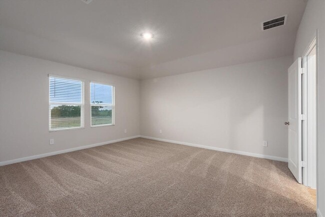 Photo - 112 New Albany Ln