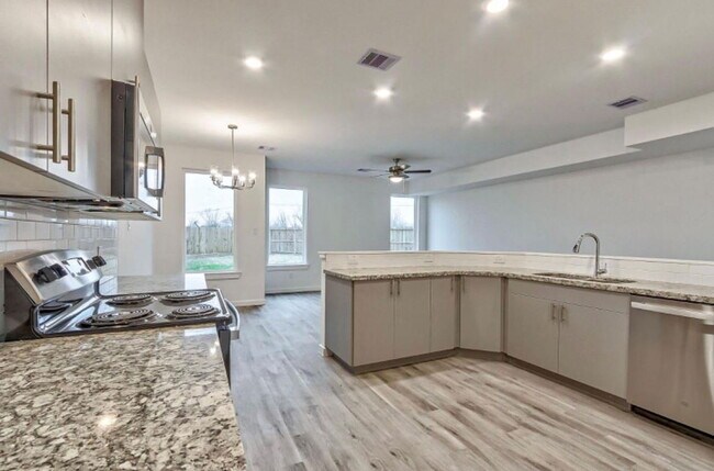 Photo - 13306 Galaga St