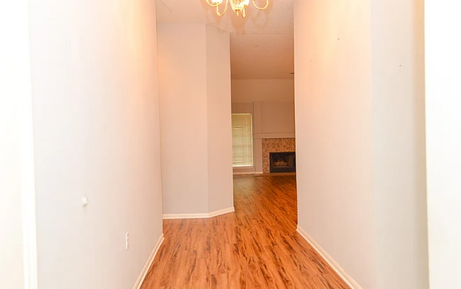 Photo - 314 Scotch Rose Ln