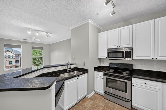 Photo - 10 Perimeter Summit Blvd Unit 4422