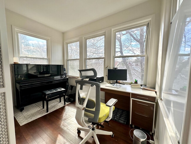 Photo - 130 Fuller St Unit 6