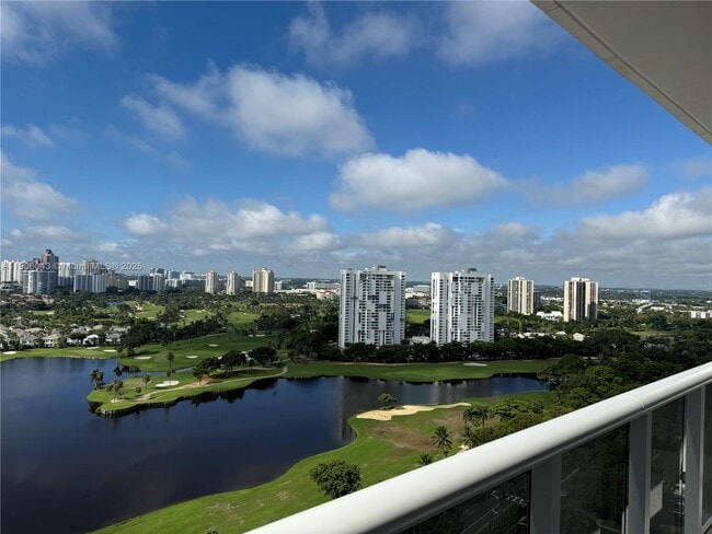 Photo - 3675 N Country Club Dr Unidad 2606