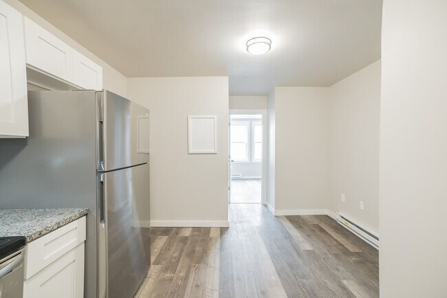 Photo - 5536 Chester Ave Unidad 2R