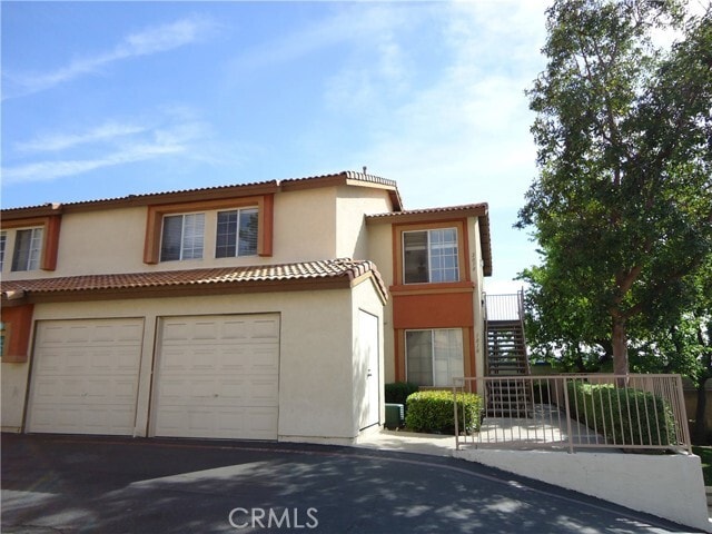 Building Photo - 1365 Crafton Ave Unit 2018