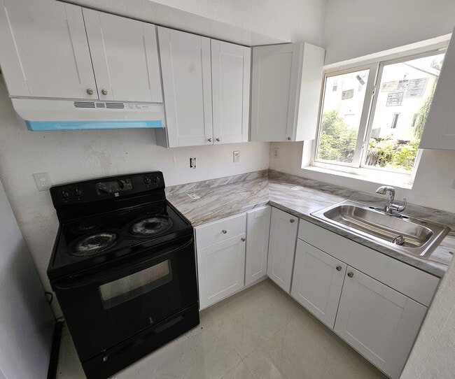 Photo - 450 NW 84th St