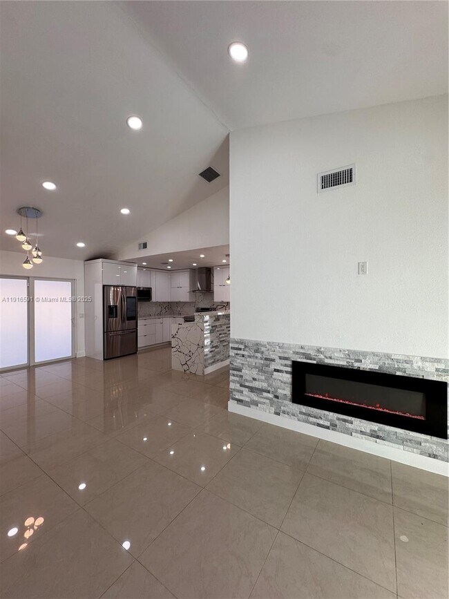 Photo - 20521 SW 125th Ave