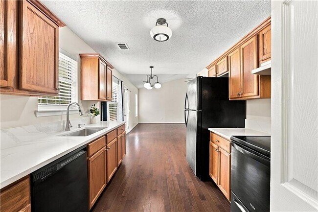 28 Autumn Ridge Dr