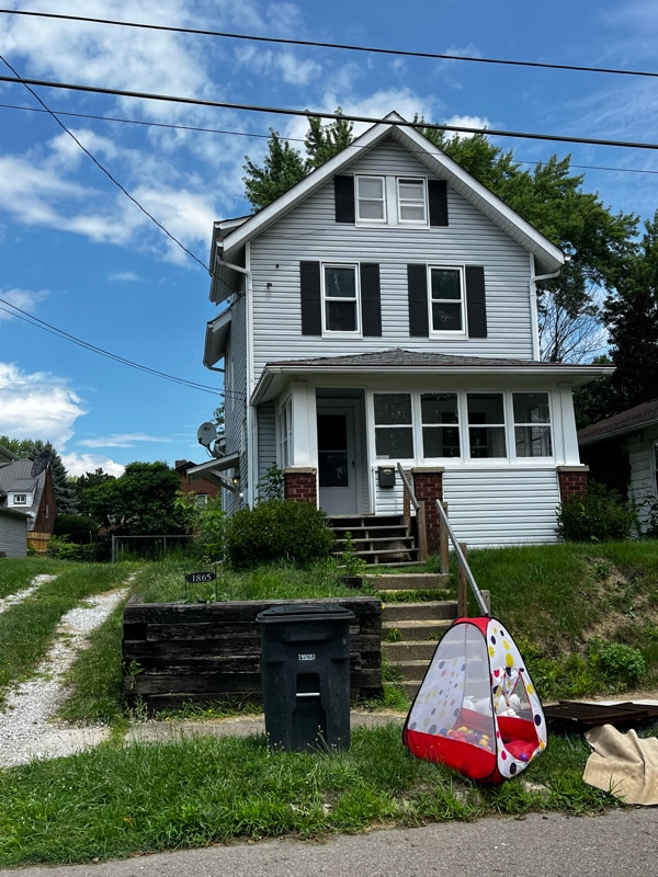Building Photo - 1865 Shaw Ave Rental