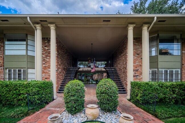 Photo - 6106 Averill Way Unit C
