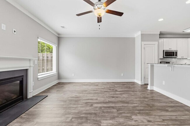Photo - 730 Elmbrook Dr