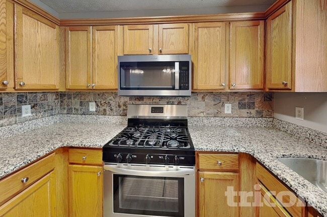 Photo - 1455 Enchanted Forest Dr