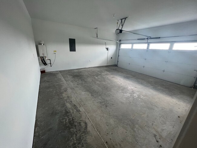 Building Photo - 7719 Brushwood Dr