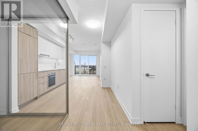 Photo - 15 Salomon Dr Unit 1703