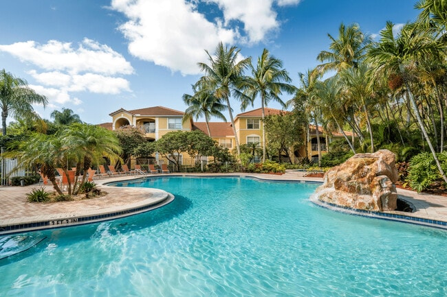 Building Photo - Club Caribe