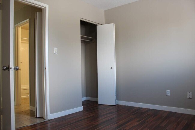 Photo - Berkley Manor