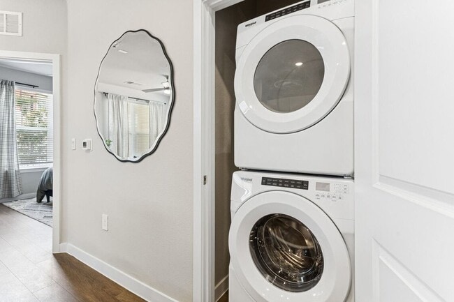 Photo - 1701 Daleside Ln Unit 812