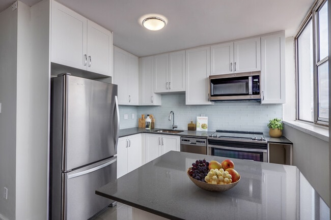 Photo - 19 Rosemount