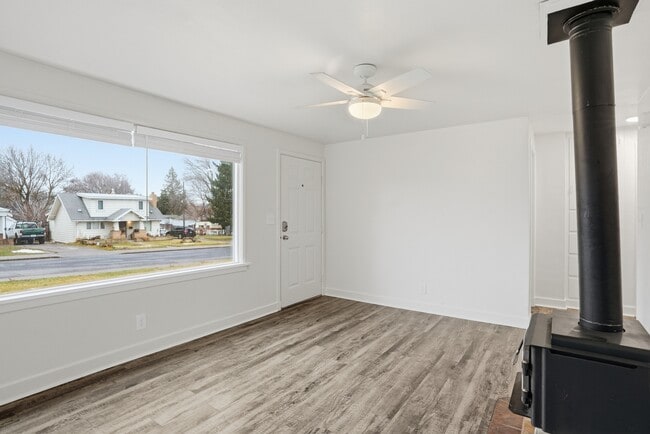 Photo - 2118 E Central Ave