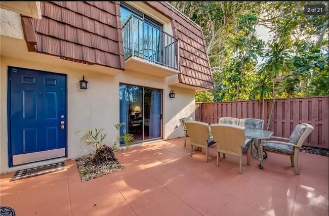 Photo - 5241 Cedarbend Dr Townhome