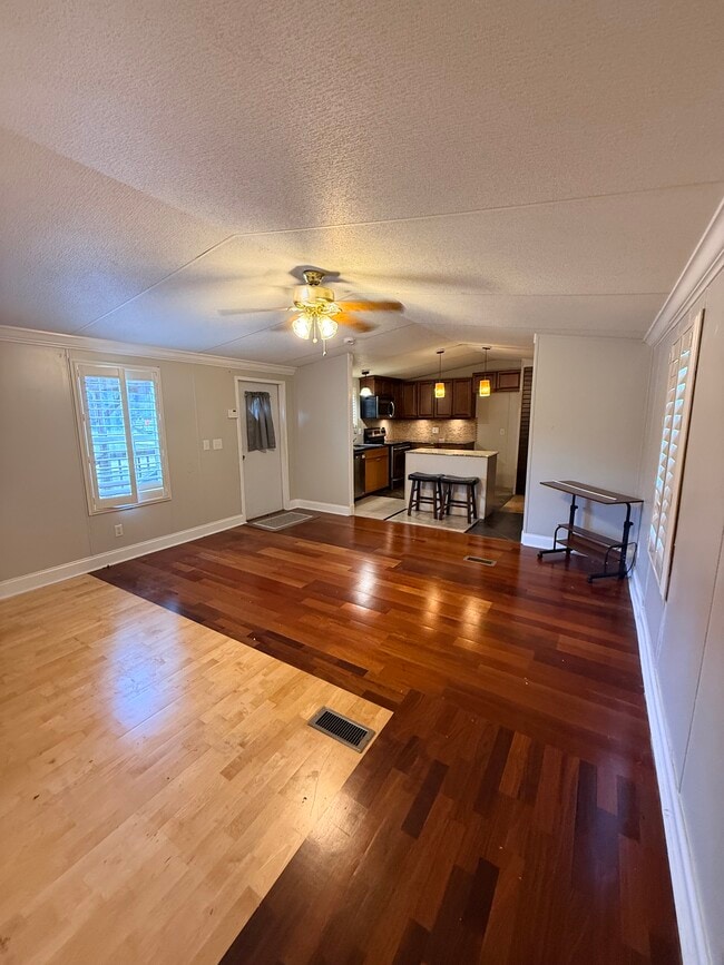 Photo - 1007 W Thomas St