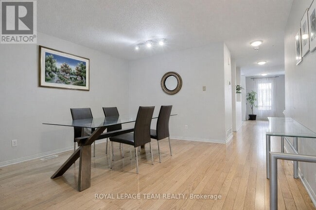 Photo - 125 Shady Grove St