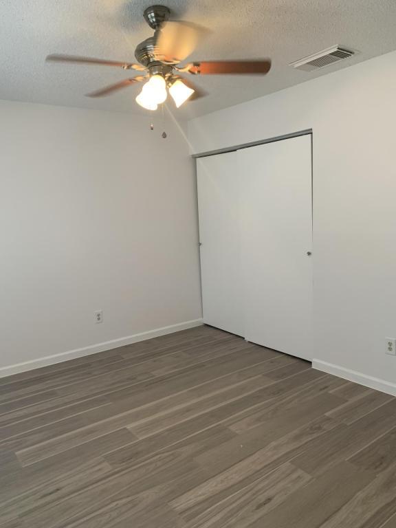 Photo - 4719 Desert Poppy