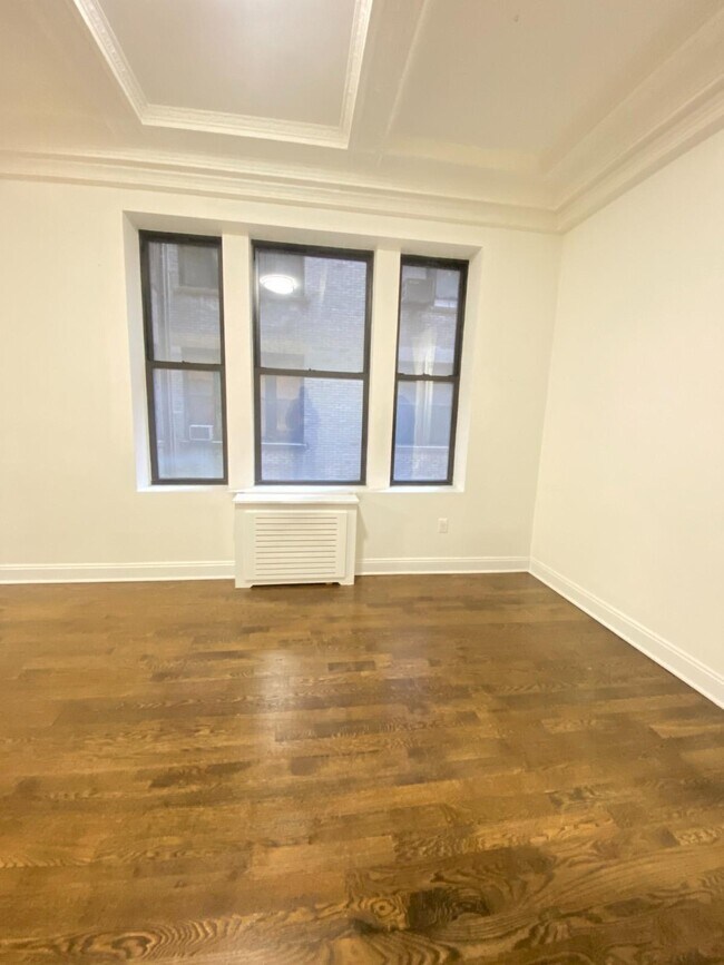 Photo - 200 W 58th St Unit 07D