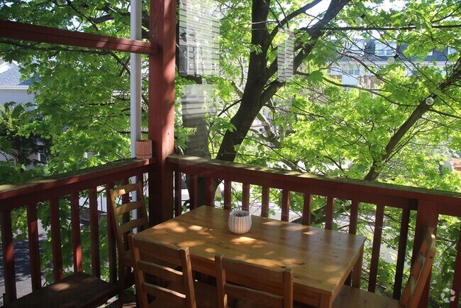 Building Photo - 292 Summit Ave Unit 2 Rental